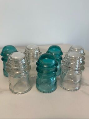 Vintage Hemingway No 9 Glass Insulators - Clear & Aqua Set of 7